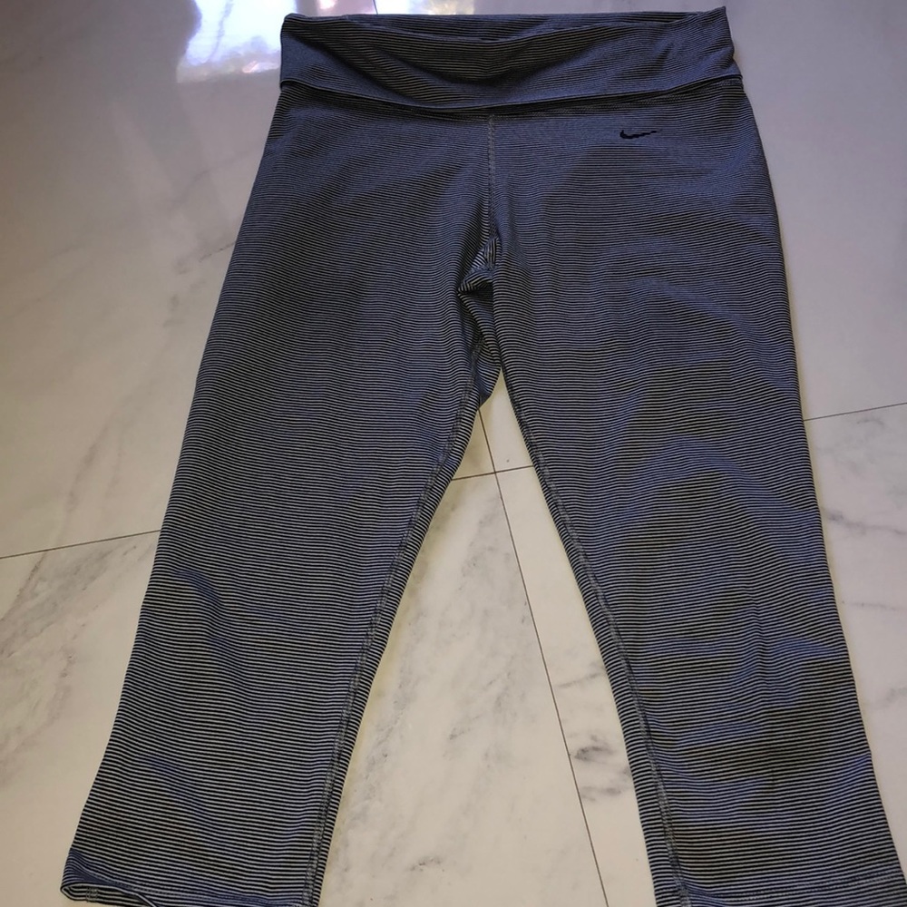 Nike Dri Fit Cropped Leggings